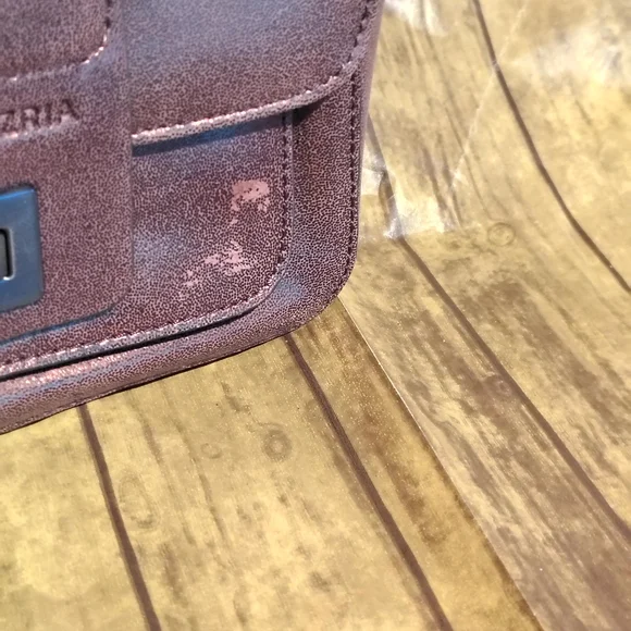 BCBGMAXAZRIA Brown Metallic Crossbody Bag - Picture 3 of 8